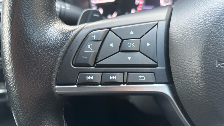 Nissan Juke 1.0 DiG-T 114 N-Connecta 5dr DCT Petrol Hatchback